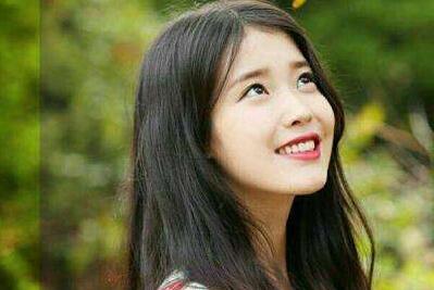 女生对男生笑代表什么?是不是对我有好感 女生对男生笑代表什么?是不是对我有好感第2张